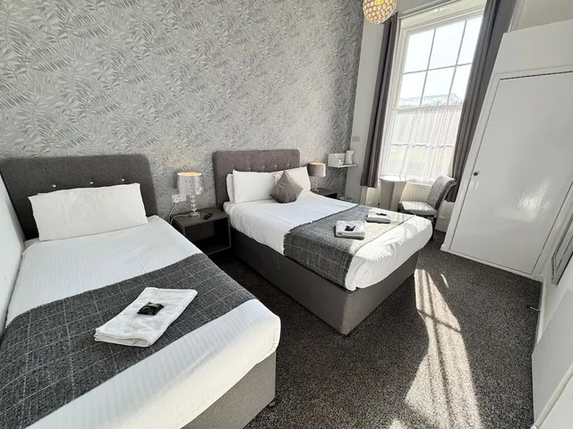 Silver, Family, 1 Double and 1 Single Bed، Hotel Mon Ami 1/10