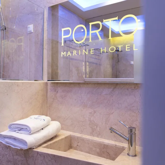 جناح بإطلالة على البحر، Porto Marine Hotel 9/10