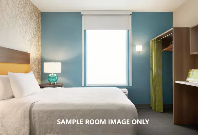 جناح استوديو بسرير كينج لذوي الإعاقة، Home2 Suites by Hilton Stevens Point 1/1