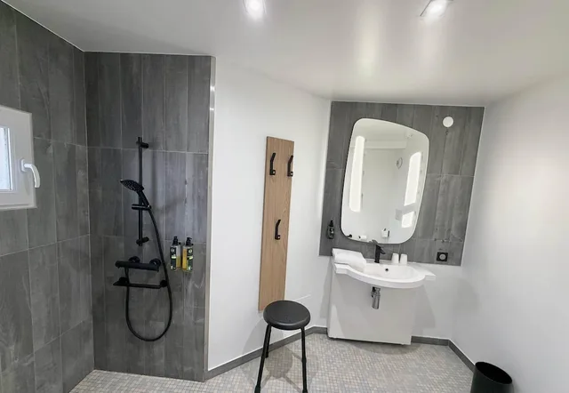 غرفة قياسية بسرير مزدوج، B&B Hotel Orleans Centre Foch 7/7