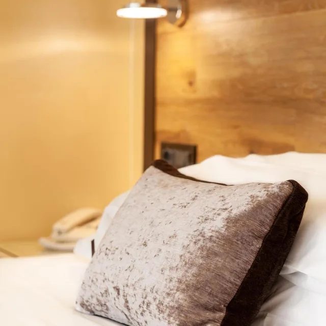 غرفة مفردة، Augustus Hotel 4/5