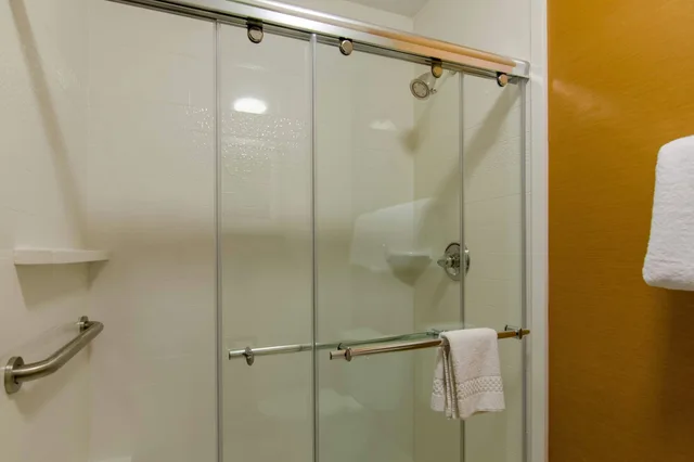 غرفة بسرير كينج، Fairfield Inn Potomac Mills 4/4
