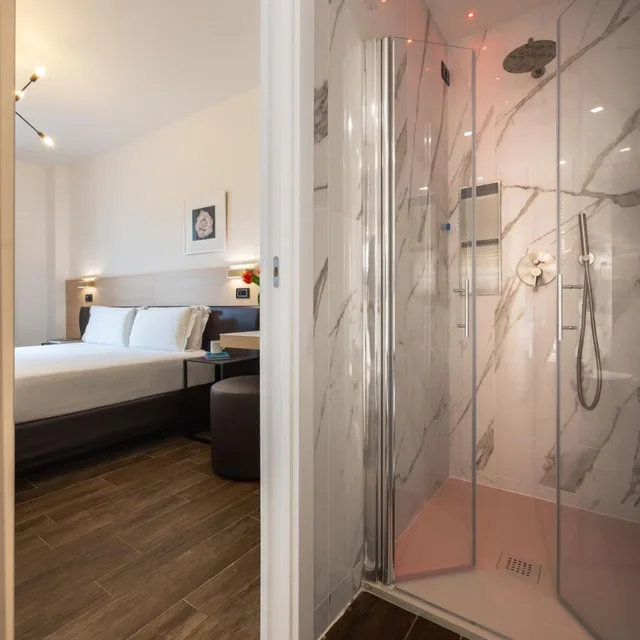 Superior, King Bed, Hotel Globus 5/5