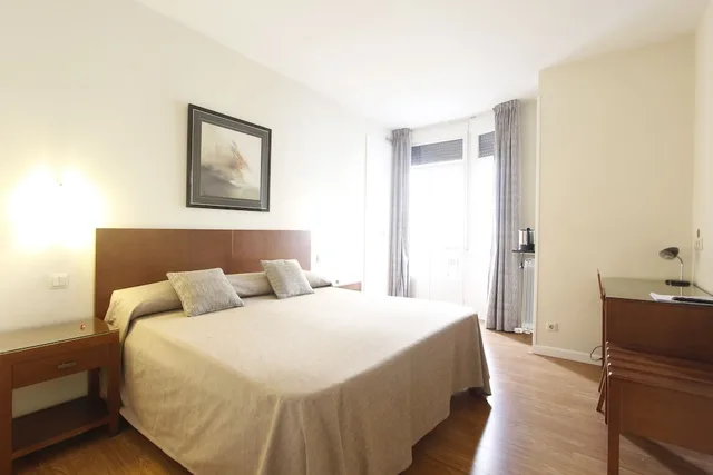 غرفة سوبيريور بسريرين منفصلين، El Rincon De Gran Via 1/3