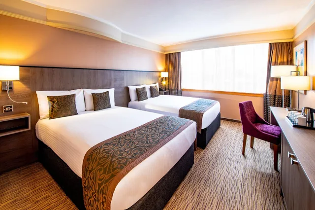 غرفة عائلية بسريرين منفصلين، Copthorne Hotel Slough-Windsor 1/2