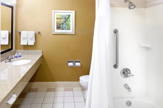 جناح تنفيذي بسريرين كوين مع أريكة، Fairfield Inn And Suites San Bernardino 4/5