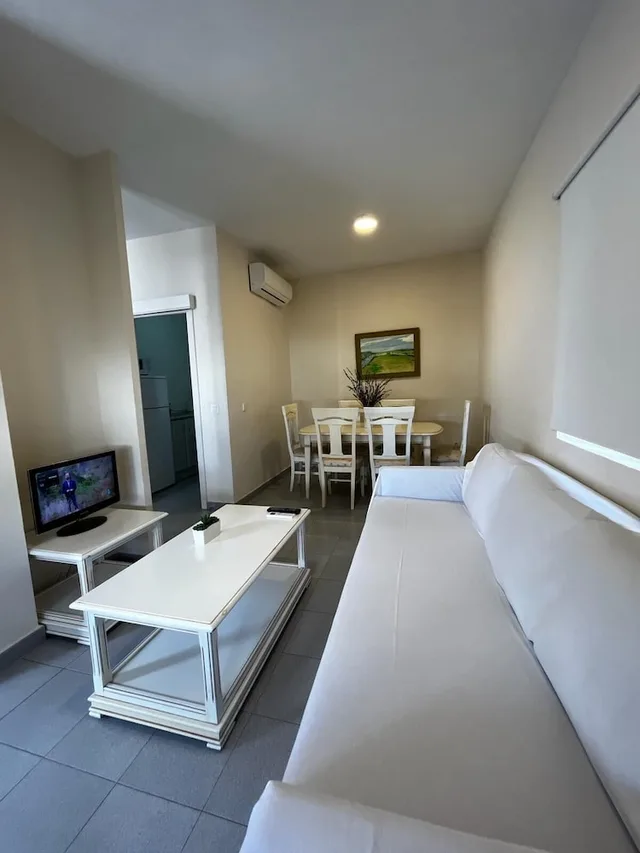 بنتهاوس بسريرين منفصلين بشرفة مع أريكة، Apartamentos Larga 70 5/10