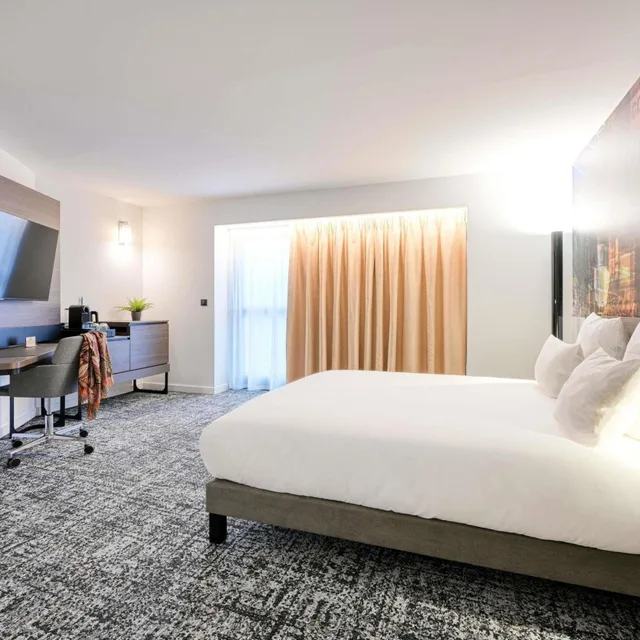 Adjoining, Double Bed، Novotel Paris Centre Bercy 4/7
