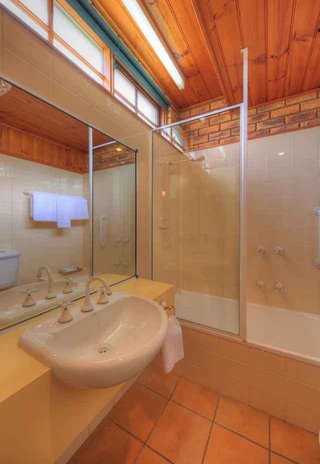 Village, Stanley, Superior, Suite, King Bed, Sea View، STANLEY VILLAGE WATERFRONT ACCOMMODATION 7/7