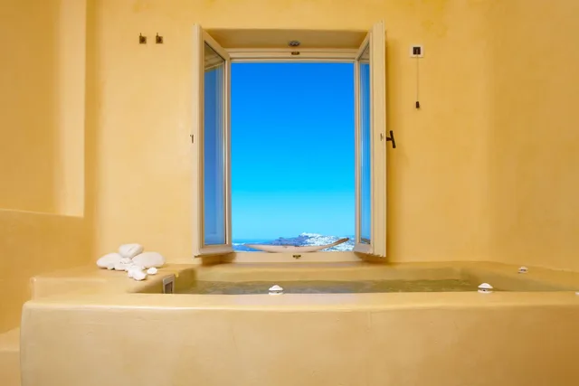 جناح جونيور بجاكوزي، Voreina Gallery Suites 5/5