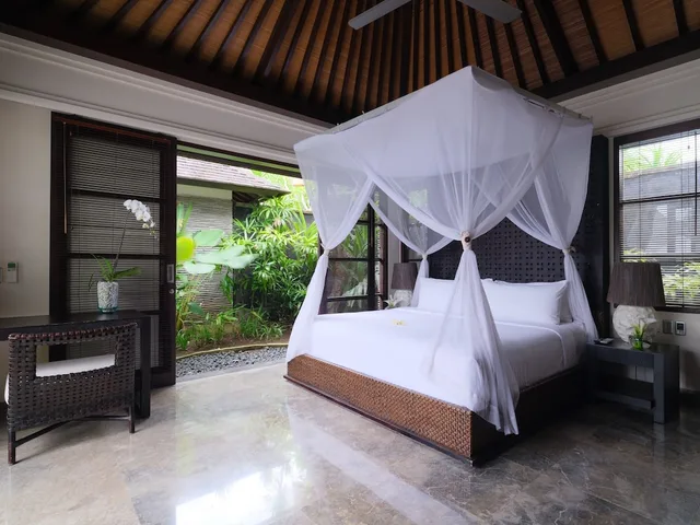 فيلا ملكية بسريرين مزدوجين بـ3 غرف نوم، Peppers Seminyak 5/10