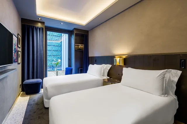 غرفة قياسية بسرير مزدوج، ROOM MATE GERARD 1/3