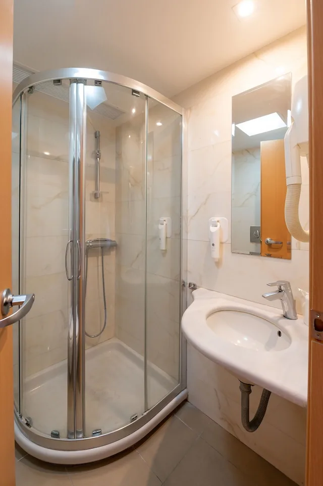غرفة مفردة بسريرين منفصلين، Maritina Hotel 1/1