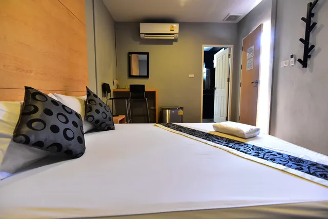 Room, Double Bed, Zone، Love Box Resort 5/8