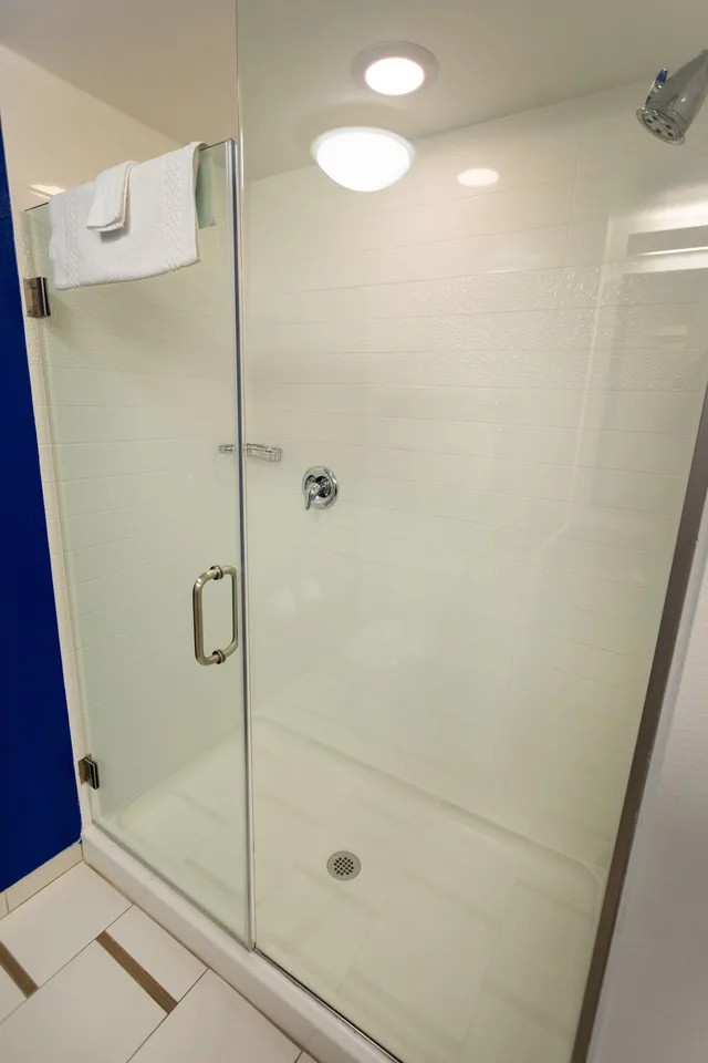 Room, King Bed, Fairfield Inn & Suites by Marriott Athens I-65 4/4