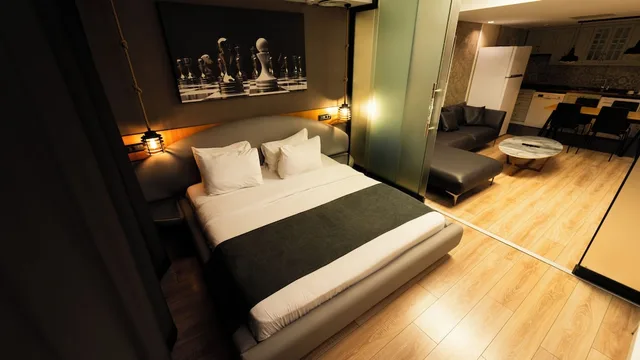 جناح جونيور بسريرين كوين بغرفتي نوم مع أريكة، Mas Suites Nisantasi 1/5