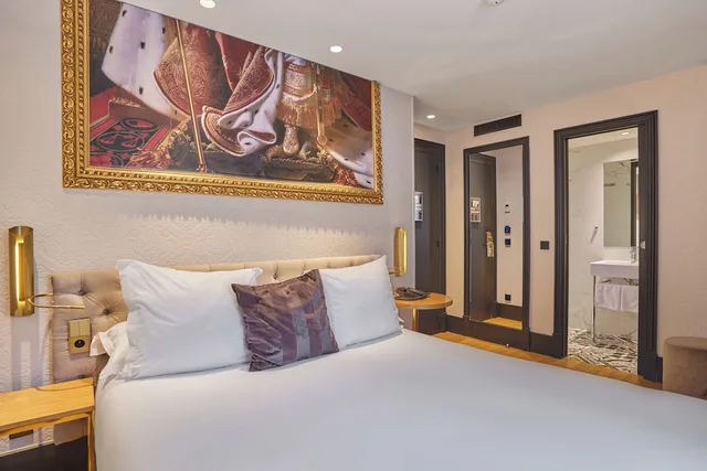 غرفة كلاسيكية بسرير مزدوج، Hotel Eiffel Petit Louvre 1/10