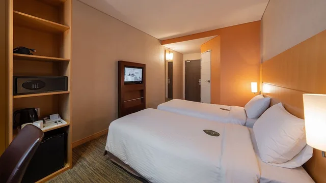 غرفة قياسية بسريرين منفصلين، Central 7 Hotel 4/8