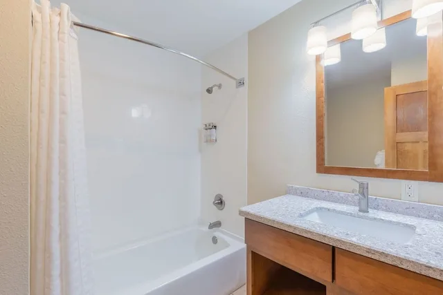 شقة سكنية قياسية بفراش فوتون وسريرين كوين بإطلالة على الجبل بغرفتي نوم، Eagle Ridge Resort 3/3
