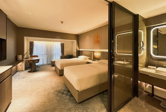 Standard, Twin Beds, Club Lounge Access, Accessible, Crowne Plaza Hohhot City Center 4/5