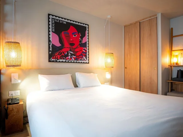 Privilege, Double Bed, Sea View, Mercure St Raphael Centre Plage 2/10