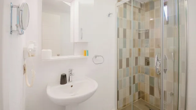 Economy, Double Bed, No Balcony، Hotel No37 2/3