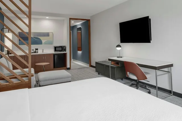 جناح بسرير كينج مع أريكة لذوي الإعاقة، Courtyard By Marriott San Bernardino Loma Linda 3/6