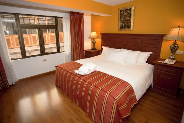 غرفة بريميوم بسرير كينج، Terra Andina Colonial Mansion 2/8