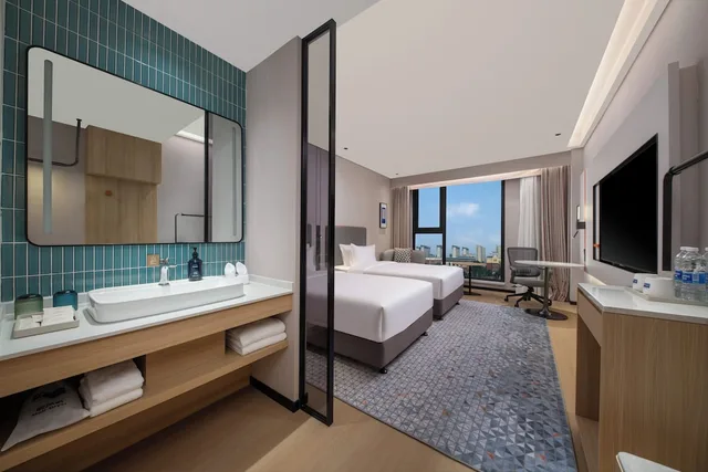 Holiday Inn Express Gongyi City Center by IHG، Gongyi 47/49