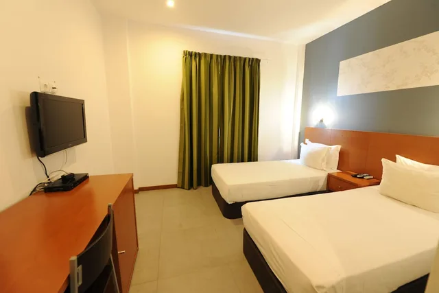 غرفة قياسية بسريرين منفصلين، Inn Luanda Boutique Hotel 2/4