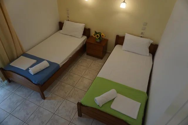 غرفة رباعية، Hotel Iraklis 5/10