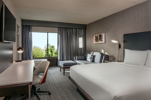 غرفة بسرير كوين لذوي الإعاقة، Courtyard by Marriott Boston Marlborough 1/4