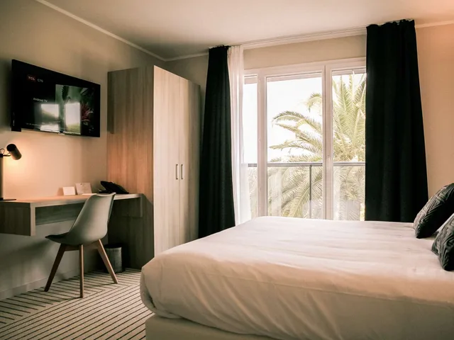 غرفة سوبيريور بسرير فردي وسرير كوين، Best Western Plus Antibes Riviera 13/14