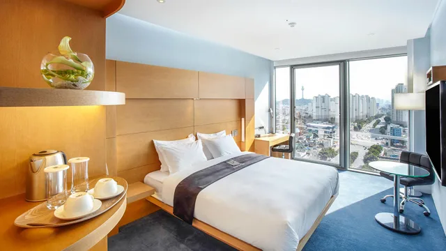 Deluxe, Double Bed, New Building، Eldis Regent Hotel 2/2