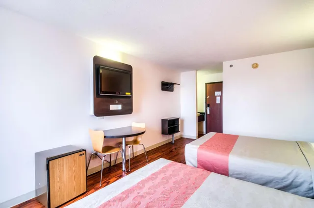 غرفة رباعية للمدخنين، Motel6 Lansing, IL - Chicago South 5/5
