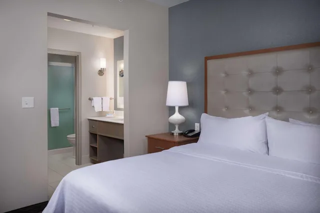 استوديو بسرير كينج، Homewood Suites by Hilton Cincinnati Midtown 2/3