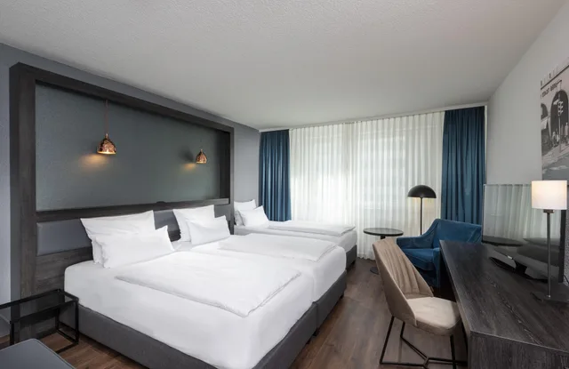 غرفة ثلاثية، City Hotel Berlin East 1/3
