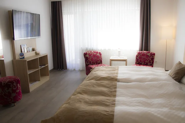 غرفة عائلية بسرير مزدوج مع أريكة، Best Western Plus Hotel Schwarzwald Residenz 7/10