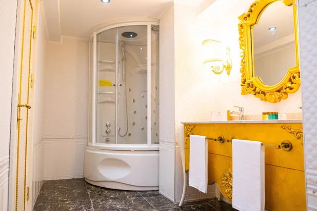 Grand, Suite, 1 King and 1 Single Beds, Valley View، Flora Uzungol Resort Hotel 3/3