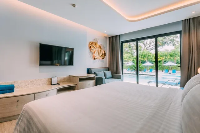 Deluxe, Double or Twin Bed, Pool Access، Seabed Grand Hotel Phuket 3/10