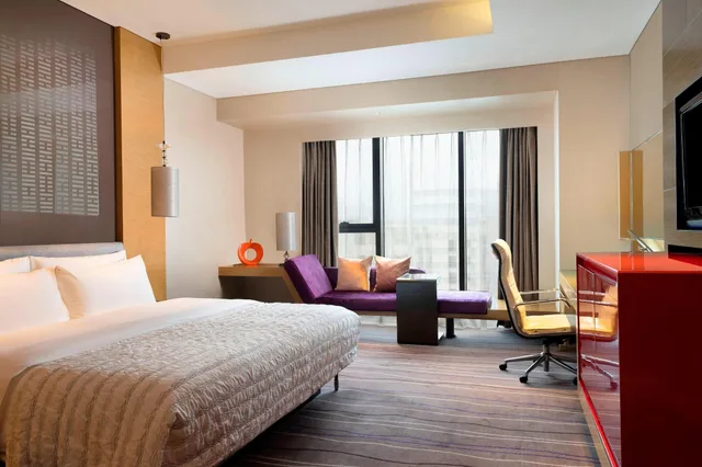 غرفة كلوب بسرير كينج للمدخنين، Le Meridien 3/10