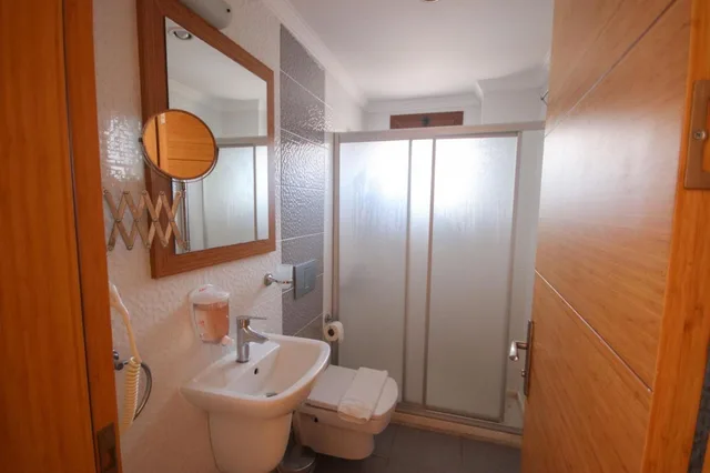 غرفة بسرير مزدوج أو سريرين منفصلين بإطلالة على الحديقة، Sirius Mi Hotel 6/6