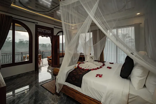 Grand, King Bed, Valley View, Hot Tub، Campuhan Sebatu Resort 2/8