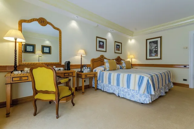 Room, Twin Beds, Garden View, Olissippo Lapa Palace 1/3
