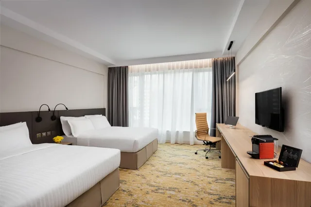 غرفة بريميير عائلية بسرير كوين، Park Hotel Hong Kong 2/3