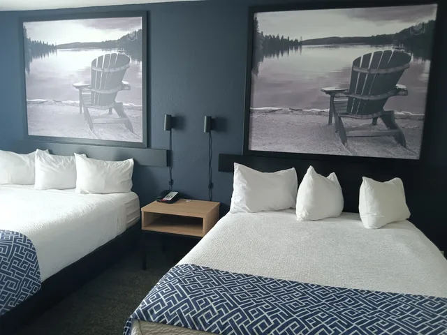 غرفة قياسية بسريرين كوين، Super 8 By Wyndham St-Jerome 3/7