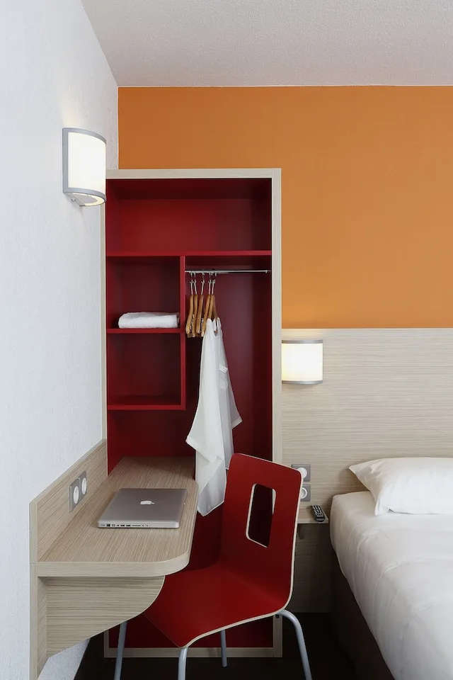 غرفة قياسية رباعية بأربعة أسرّة، B&B HOTEL Gap 4/4