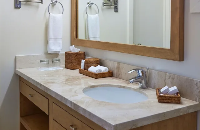 Room, Queen Bed, Courtyard Area، Hotel Carmel 4/5