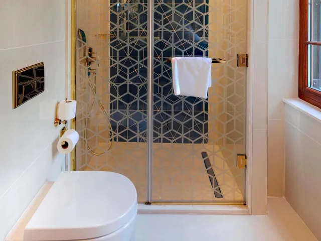غرفة قياسية بسريرين منفصلين، Mercure Istanbul Sirkeci 8/9