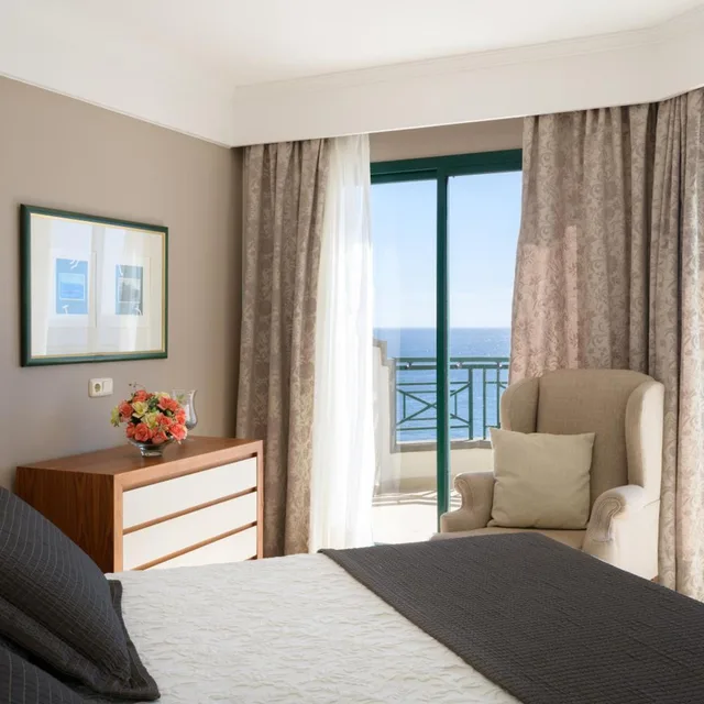 جناح بإطلالة على البحر مع أريكة، Hipotels Natura Palace - Adults Only 3/5